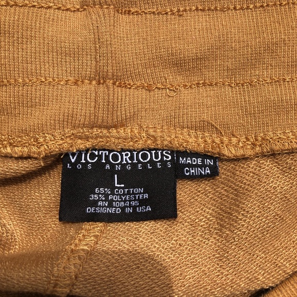 Victorious Los AngelesPants/Jogger Shorts - Picture 2 of 3